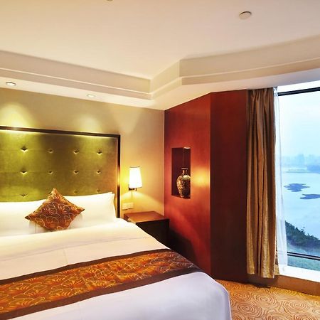 Guangxi Wharton International Hotel Nanning Kültér fotó
